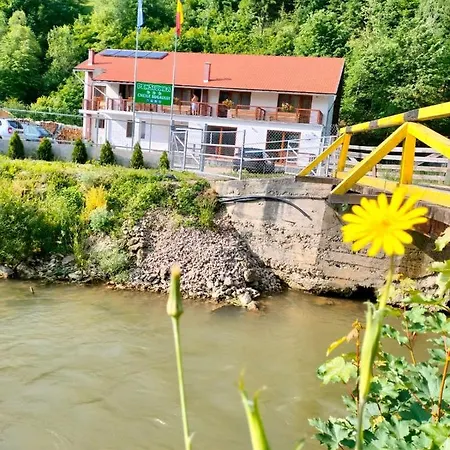 Farma Pensiunea Cheile Sugaului